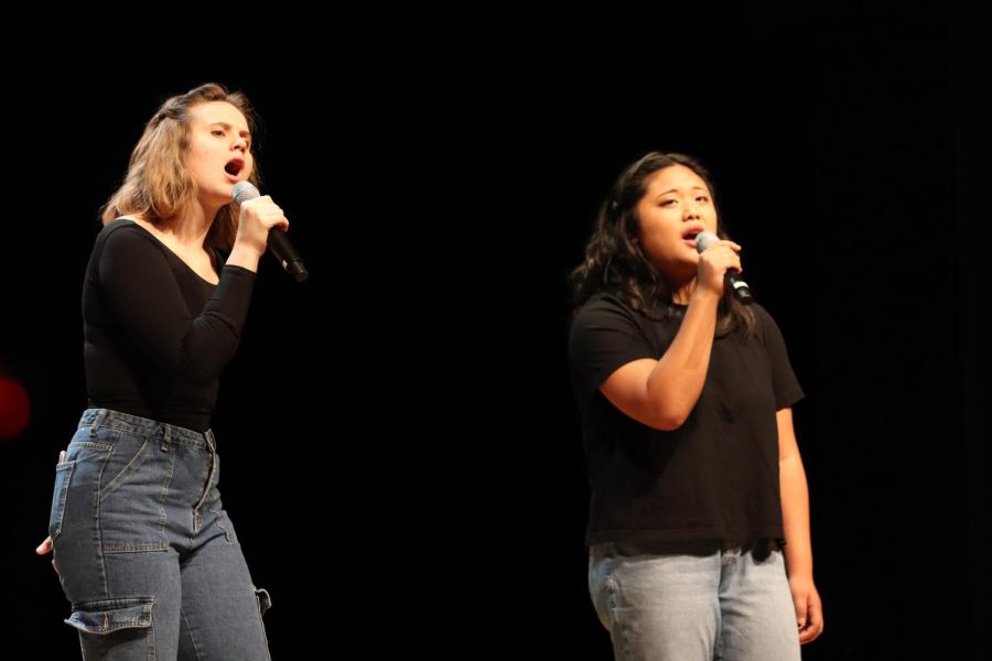 Choir puts on a show