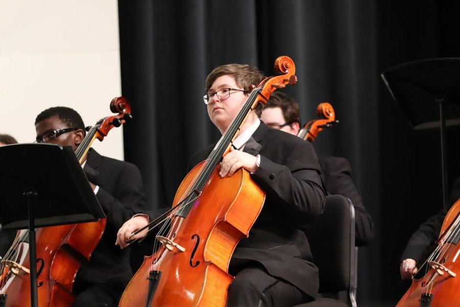 Orchestra performs fall concert