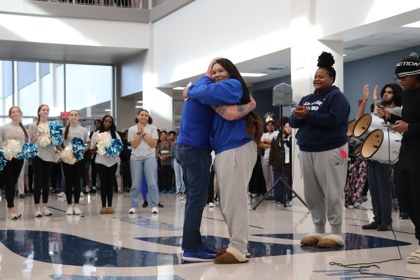 Mavericks honor Officer Walls with retirement send-off