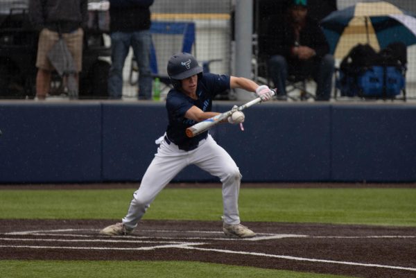 Unity in the dugout: Baseball binds for playoff push