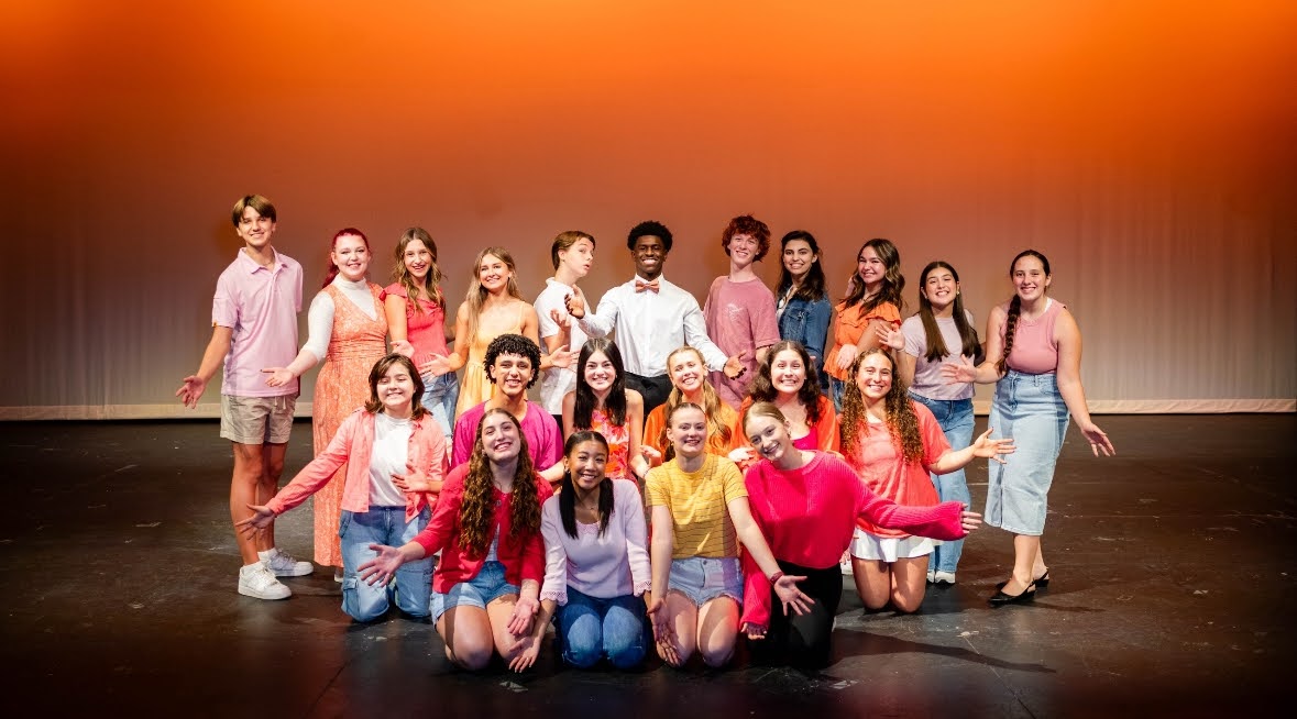 The Emerson varsity theater class poses for their upcoming varsity showcase. 