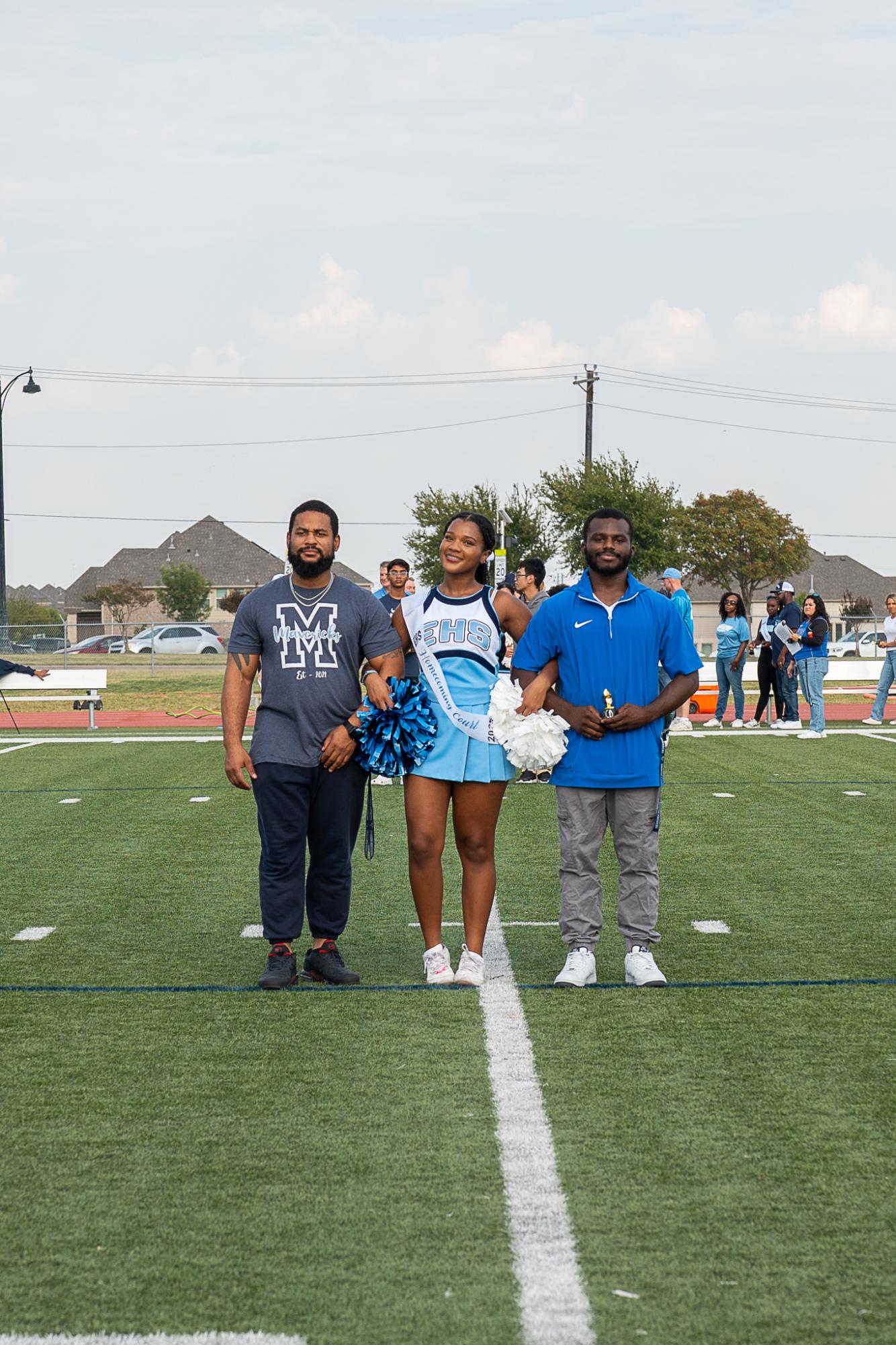 Kicking off homecoming: annual community pep rally