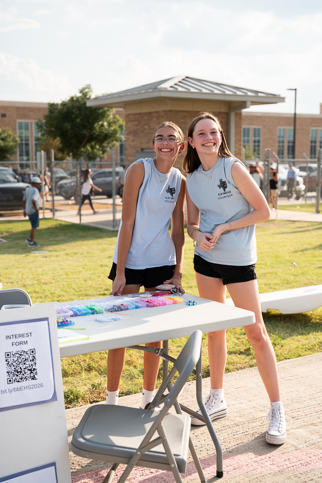 Kicking off homecoming: annual community pep rally