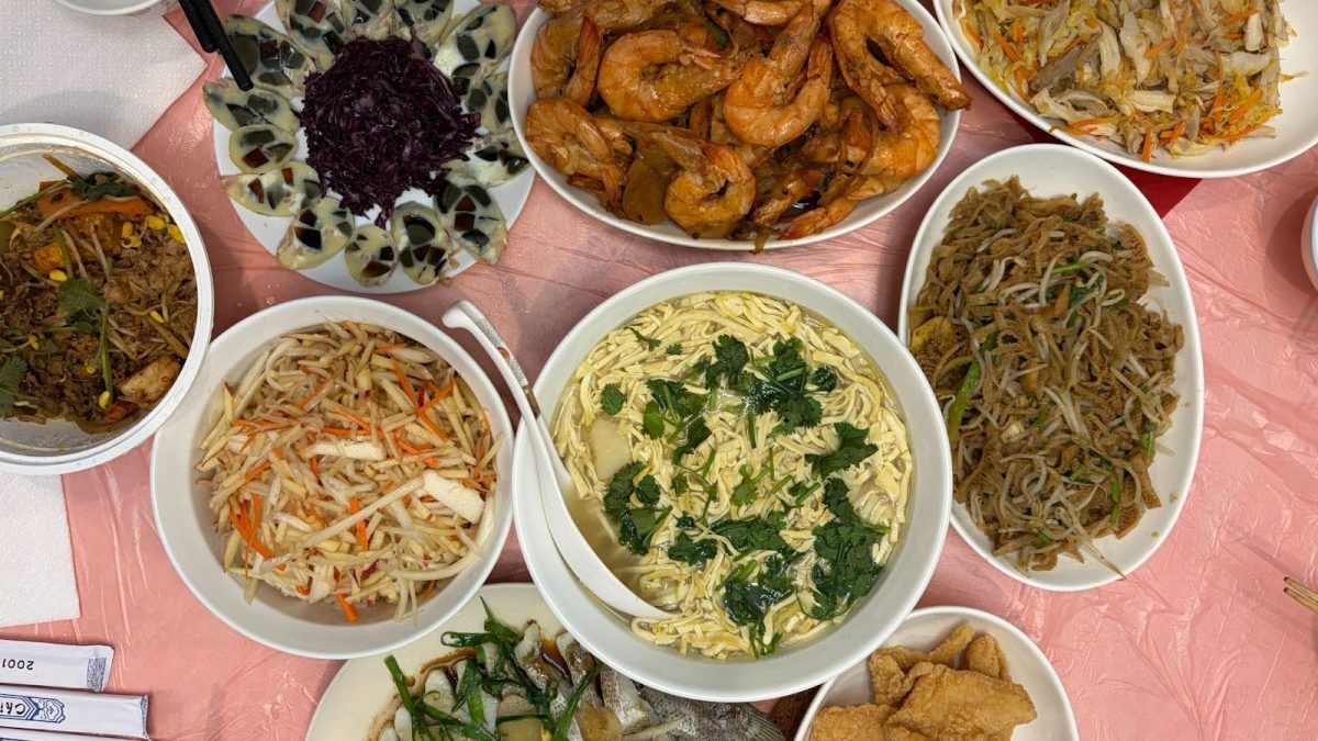 A wide variety of traditional Chinese dishes play a major role in many Lunar New Year celebrations.
