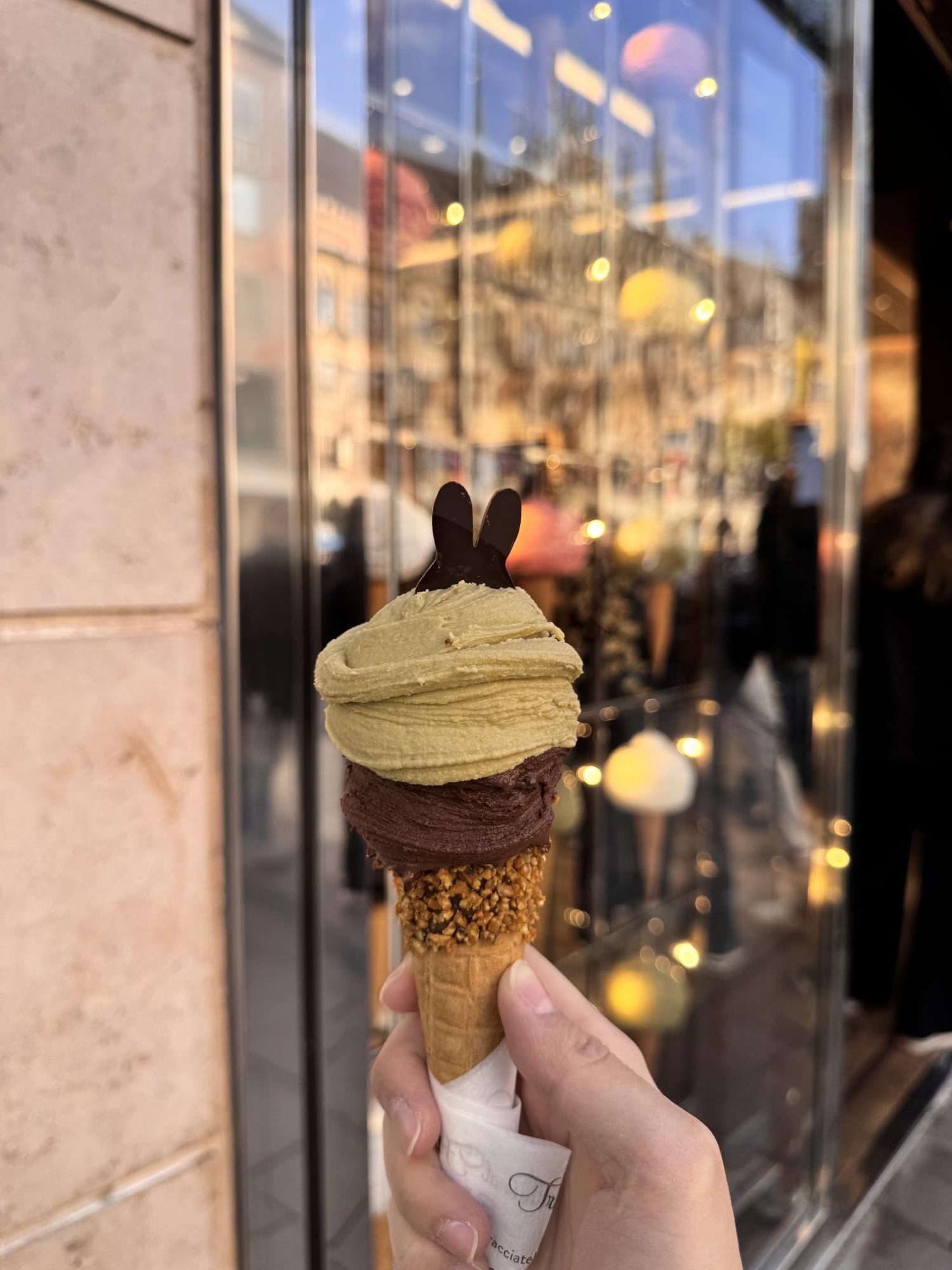 Croissant alone was worth the flight: One-week Europe travelogue